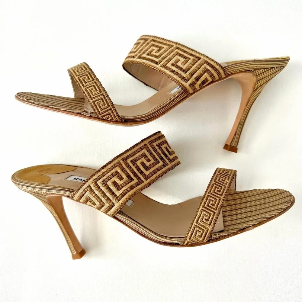MANOLO BLAHNIK | Y2K Woven Greek Key Mule Heels Brown EU 39 Italy